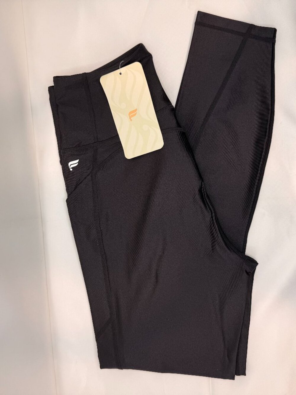 NWT Fabletics Oasis PureLuxe High-Waisted Pocket 7/8 Leggings in Black Size M